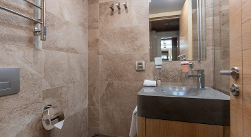 maxim-gorky-single-219-3-bathroom-s.jpg