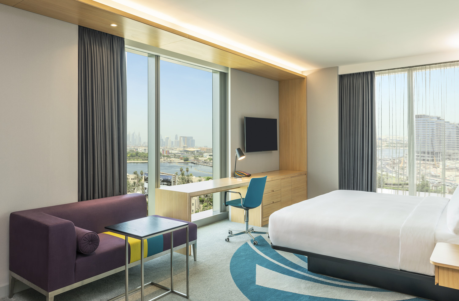 А4 дубай. Дубай Aloft. 4* Aloft Dubai Creek. Aloft Palm Jumeirah Дубай. Aloft al Mina 4 Дейра Дубай.