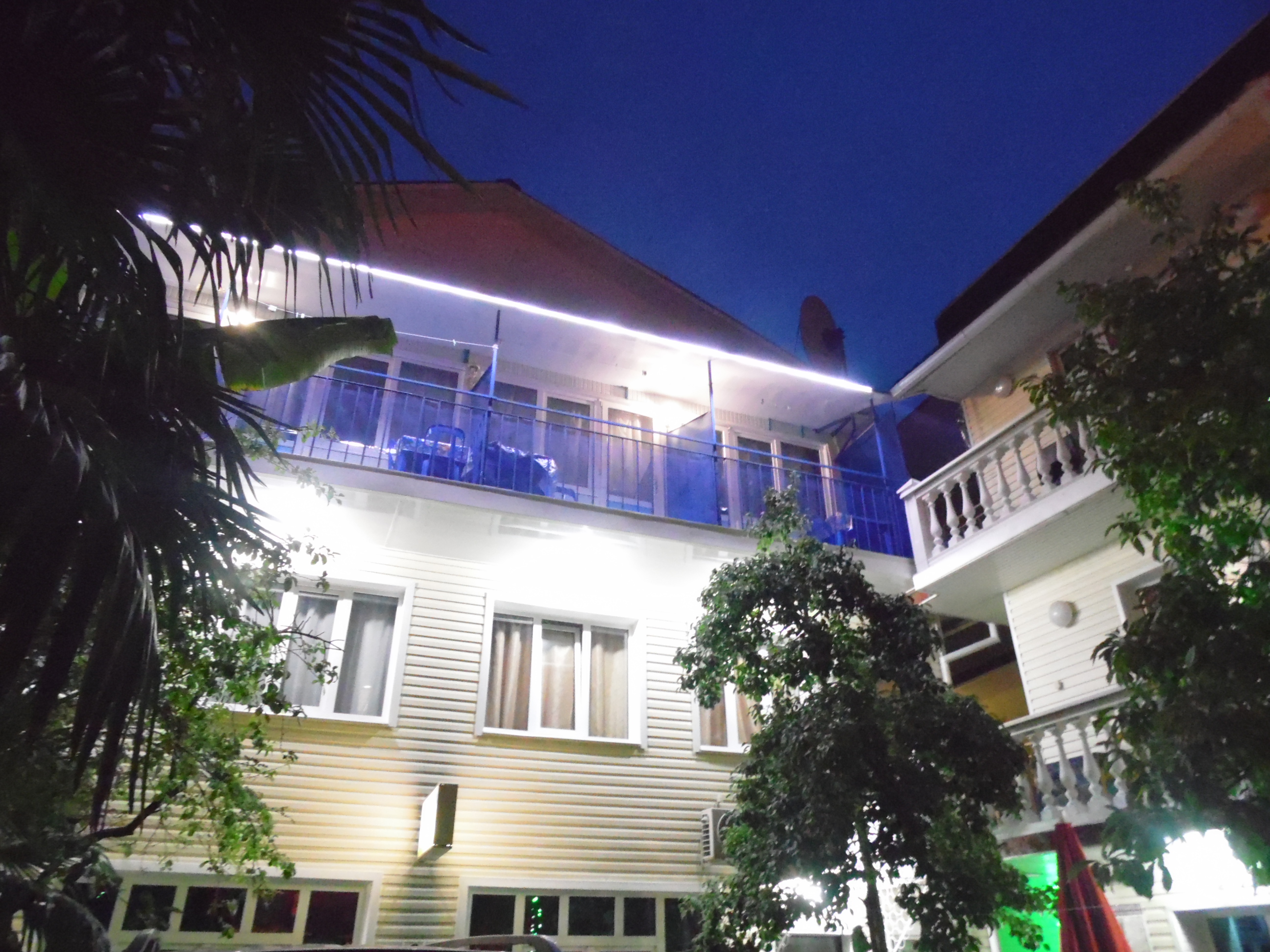 Адлер ул лазурная 20. Дом на лазурной адлер. Адлер лазурная 3. Адлер ул лазурная 3. Адлер лазурная 22 гостевой дом.