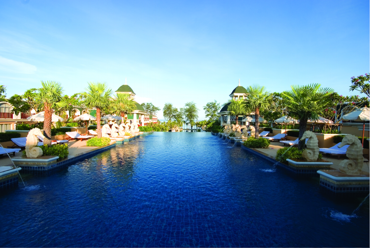 Грейсленд отель Пхукет. Грейсленд Пхукет Патонг. Phuket Graceland Resort & Spa 5*. Пхукет Graceland Resort 4.