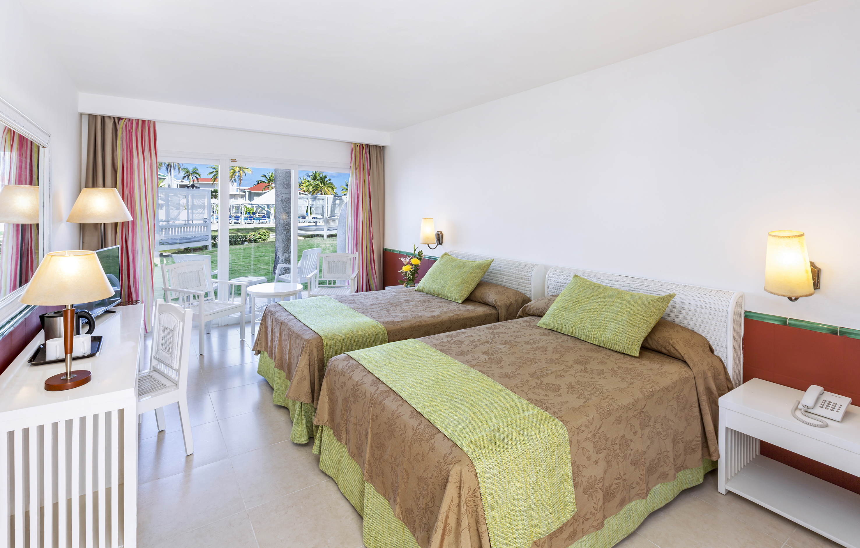 Отель Tryp Cayo Coco 4