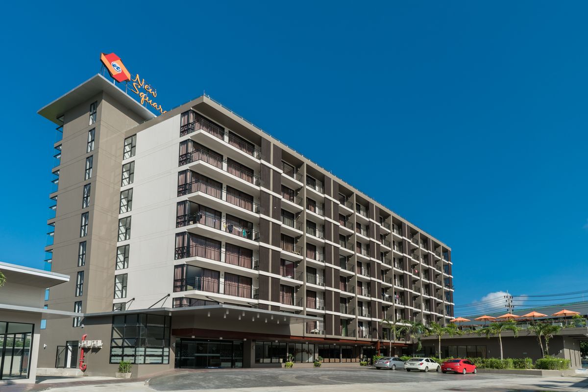 New square patong hotel. Ибис павелецкая отель москва щипок 22. Бейонд патонг. Бандара пхукет. New square patong.