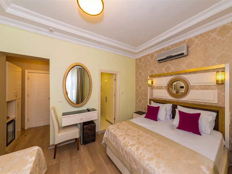 Harmony hotel