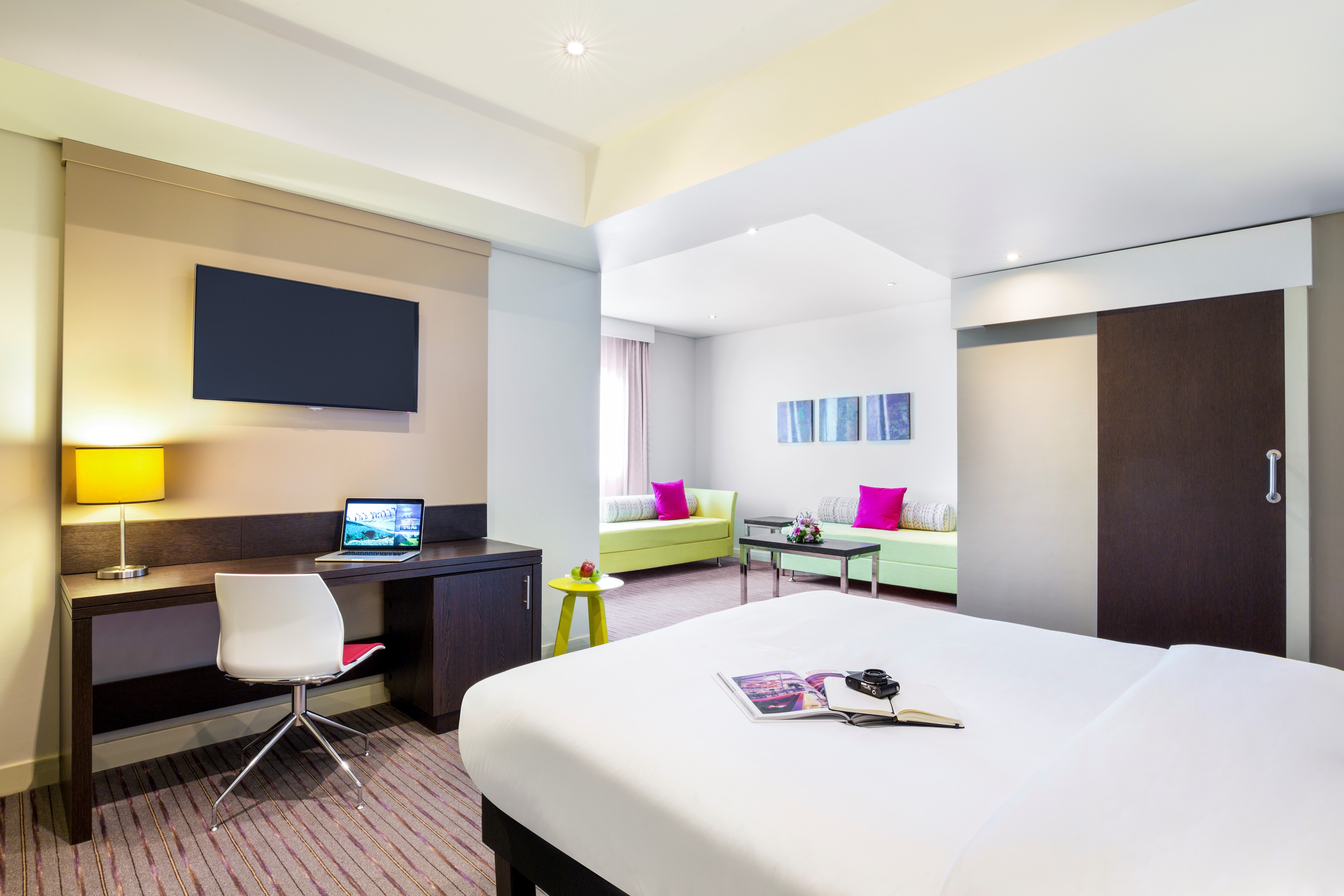 Ibis styles. Ibis Styles Sharjah (ex. Al Majaz. Ibis Styles Sharjah (ex. Al Majaz) 3*. ОАЭ Шарджа отель Ибис. Ibis Styles Sharjah (ех. Al Majaz; Premier Inn Sharjah King Faisal Street).