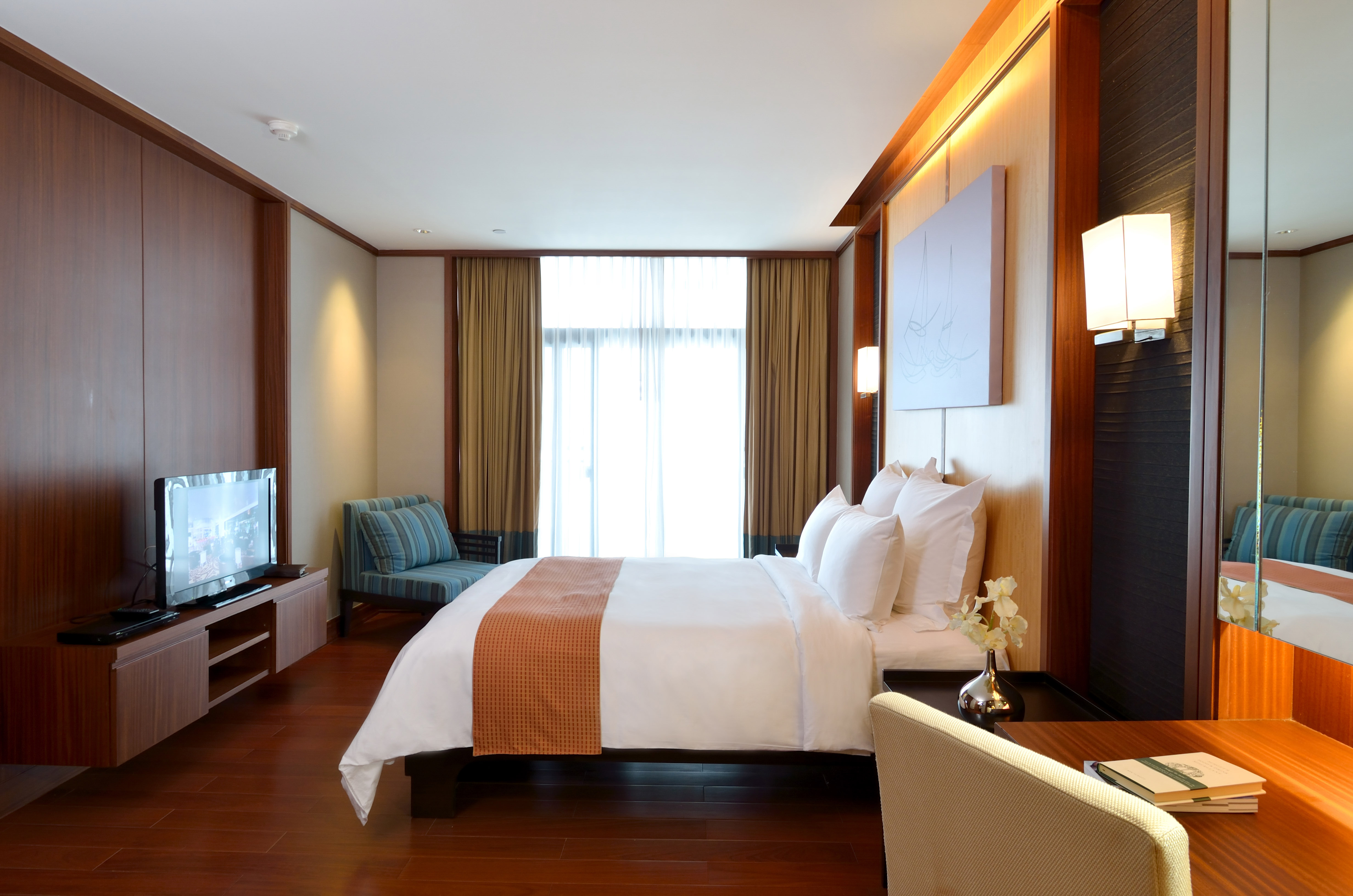 Two bedroom suite. Aetas Residence Bangkok. The Victory Residences Hotel Bangkok. Bankok Pro Racha Hotel. Бангкок сколько стоит снимать квартиру.