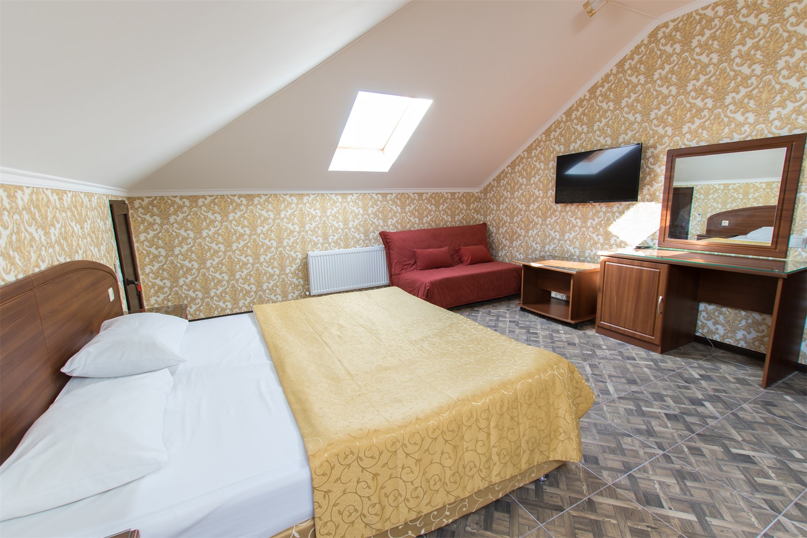 Карап палас отель адлер. Karap palace отель 3*. Karap palace hotel сочи. Отель караб сочи. Karap hotel адлер.