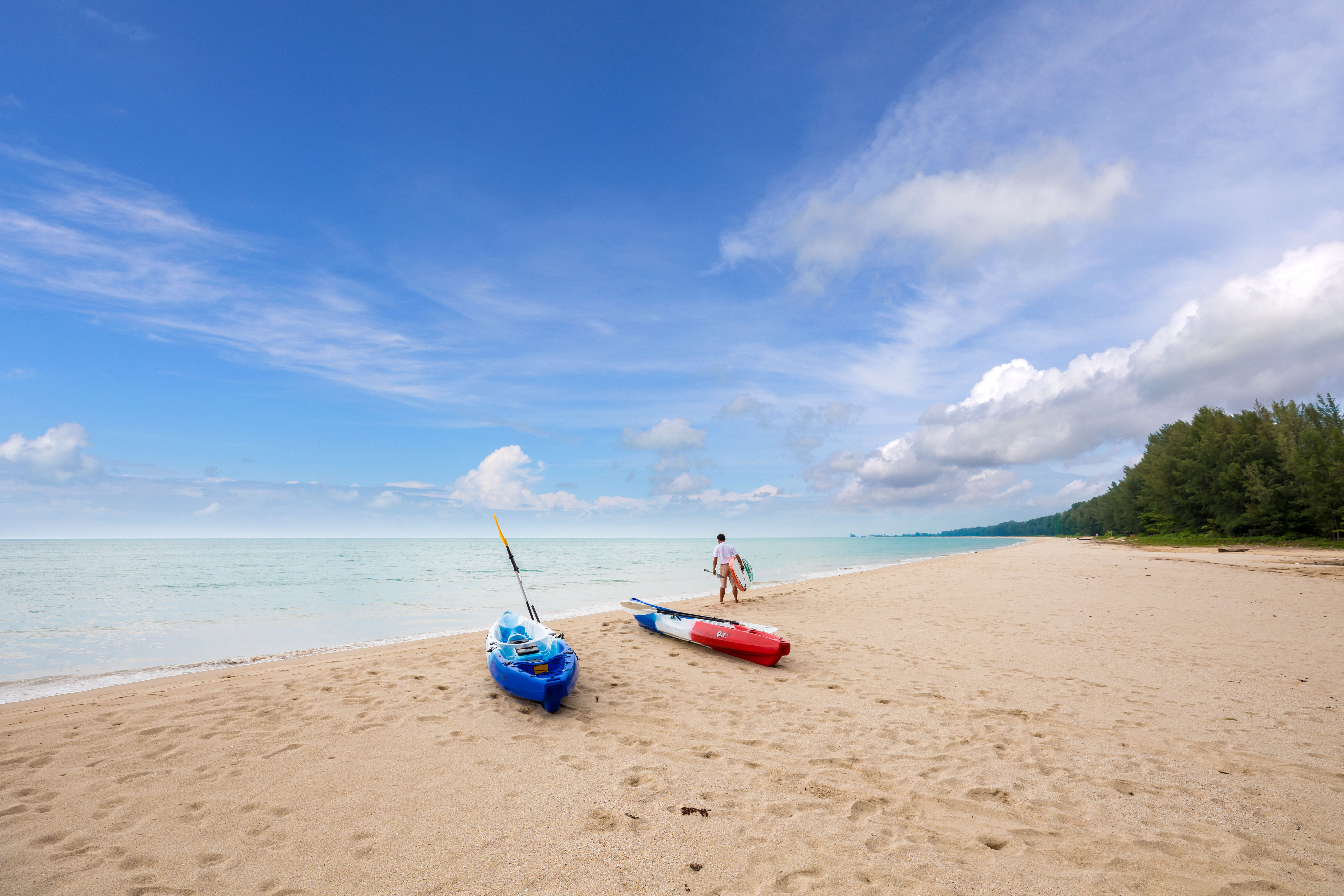 Manathai khao lak 5. Аутригер као лак Бич Резорт. Пляж май као Пхукет. Outrigger Khao Lak Beach Resort 5. Пляж май Кхао.