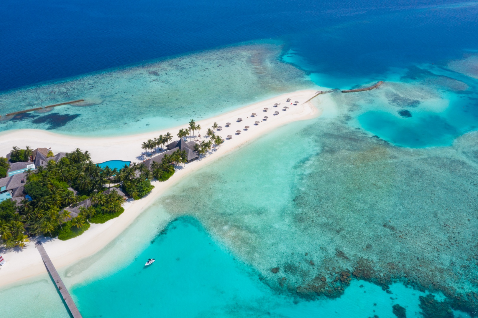 Остров Velassaru Maldives