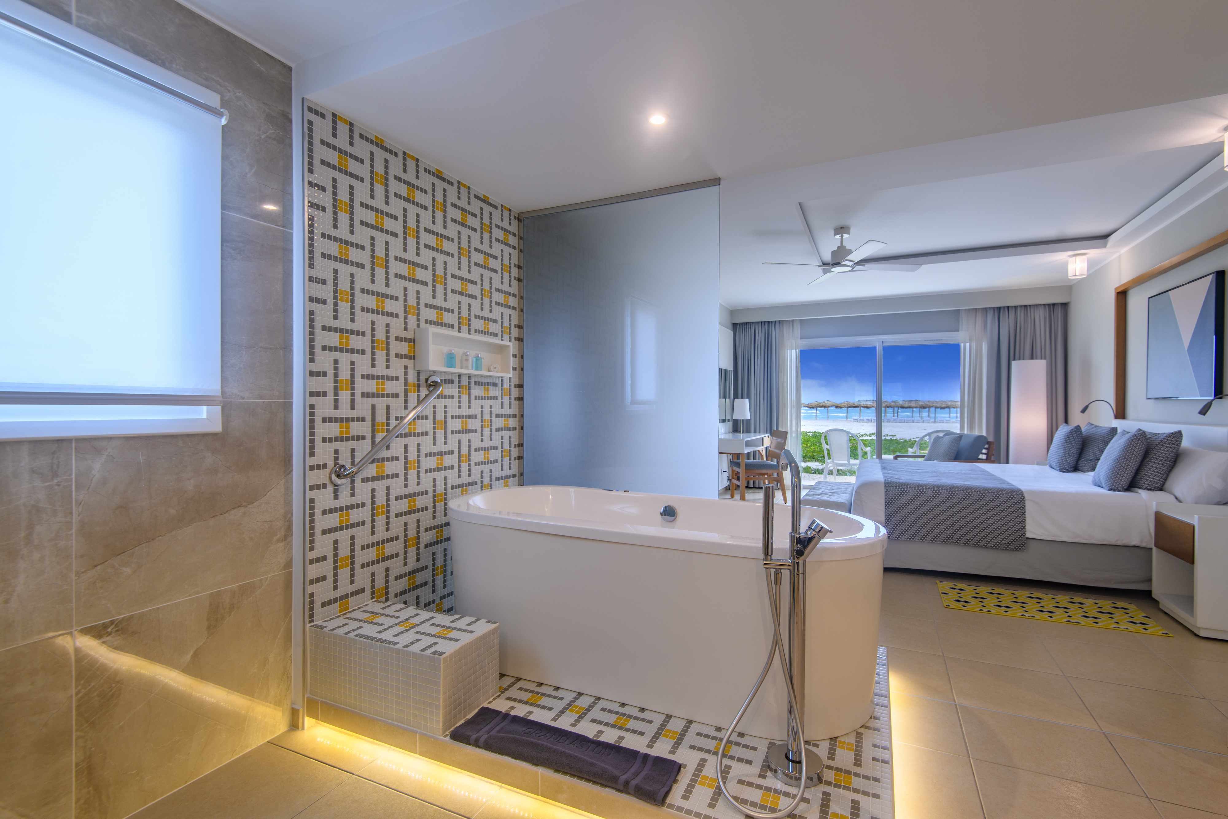 Куба кайо паредон гранде. Гранд астон кайо паредон куба отель. Grand aston 5 куба. Grand aston cayo paredon 5*. Grand aston cayo paredon 5*.
