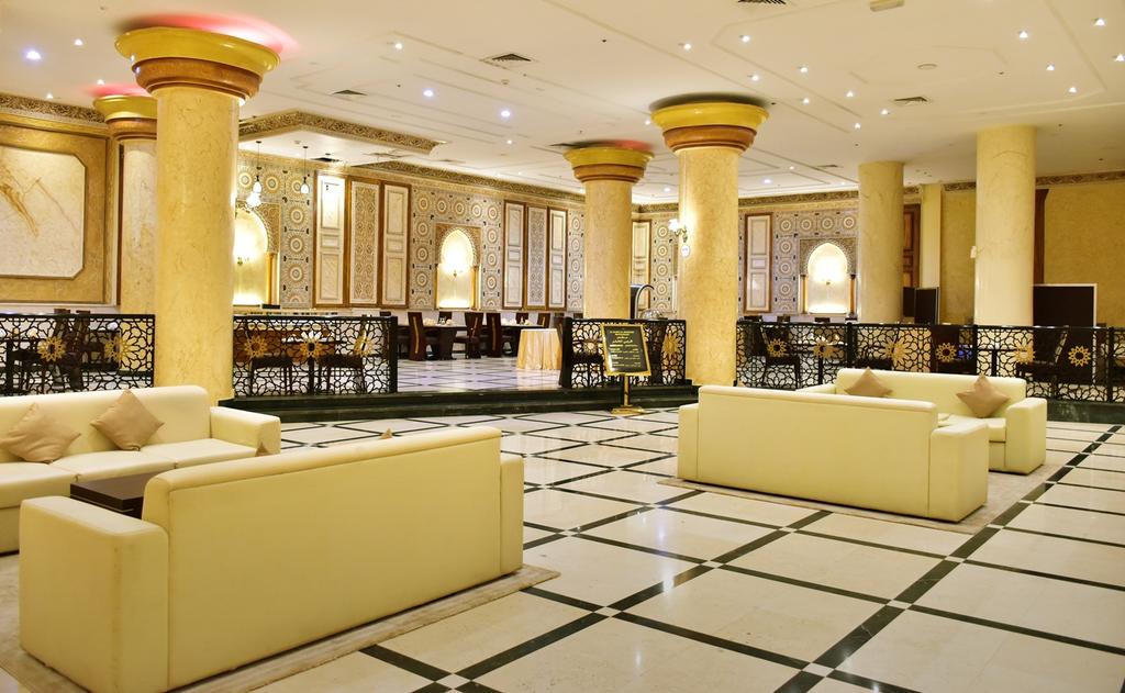 Аджман оаэ отели 4. Аджман Crown Palace Hotel. Crown Palace Hotel Ajman 4. Crown Palace Hotel 4 Дубай. Crown Palace Hotel Ajman (Ajman, Ajman).