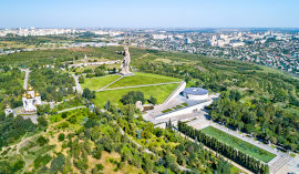 view-mamayev-kurgan-hill-memorial-complex-Volgograd-s.jpg